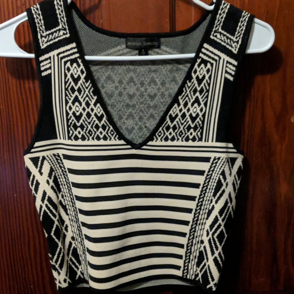 Black patterned crop top